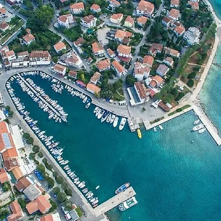 Stone With Pool, Large Yard, Sea View, Complete Privacy - By Traveler Tourist Agency Krk - Id 2216 Villa