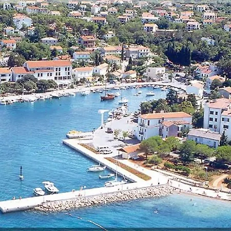 Stone With Pool, Large Yard, Sea View, Complete Privacy - By Traveler Tourist Agency Krk - Id 2216 Villa