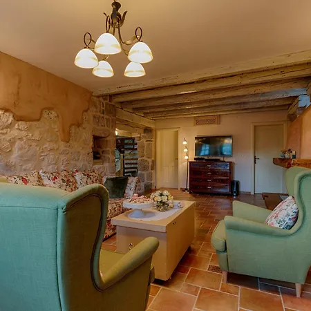 Villa Stone With Pool, Large Yard, Sea View, Complete Privacy - By Traveler Tourist Agency Krk - Id 2216 *
