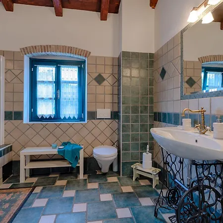Stone With Pool, Large Yard, Sea View, Complete Privacy - By Traveler Tourist Agency Krk - Id 2216 Villa